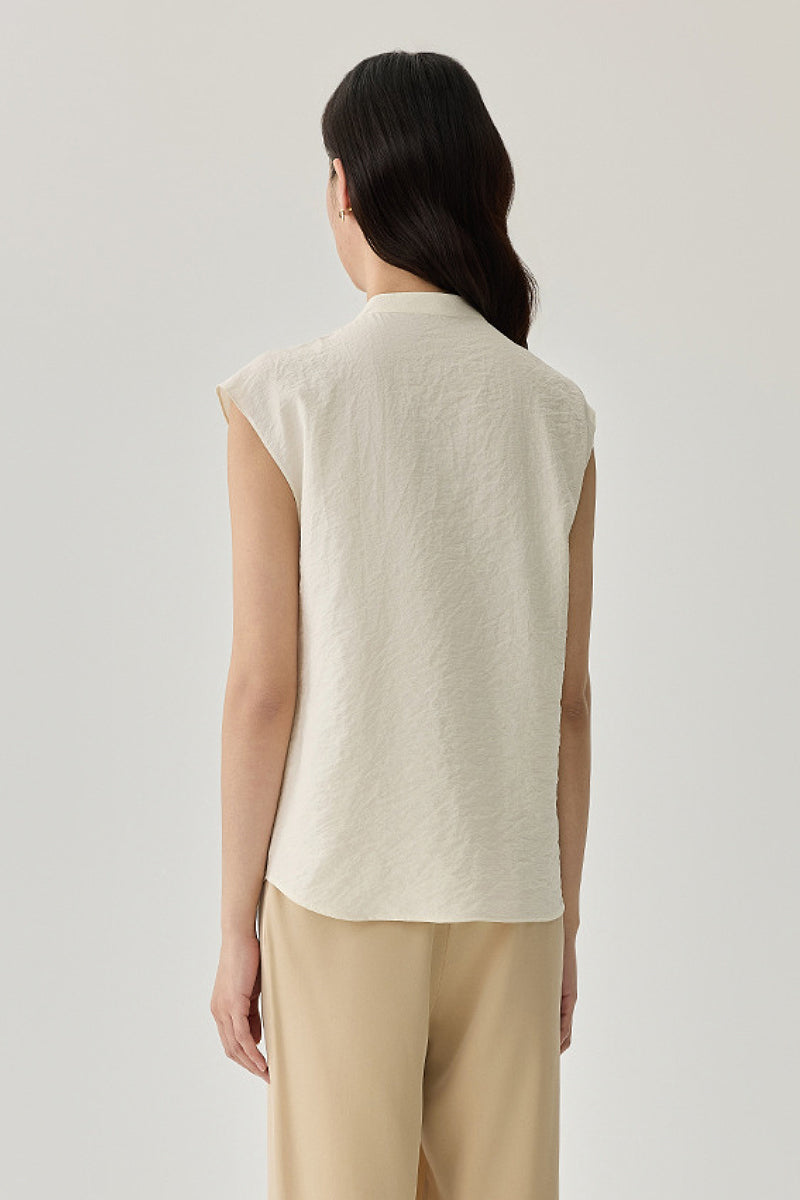 Textured Mulberry Silk Sleeveless Button-Down Shirt with Mandarin Collar