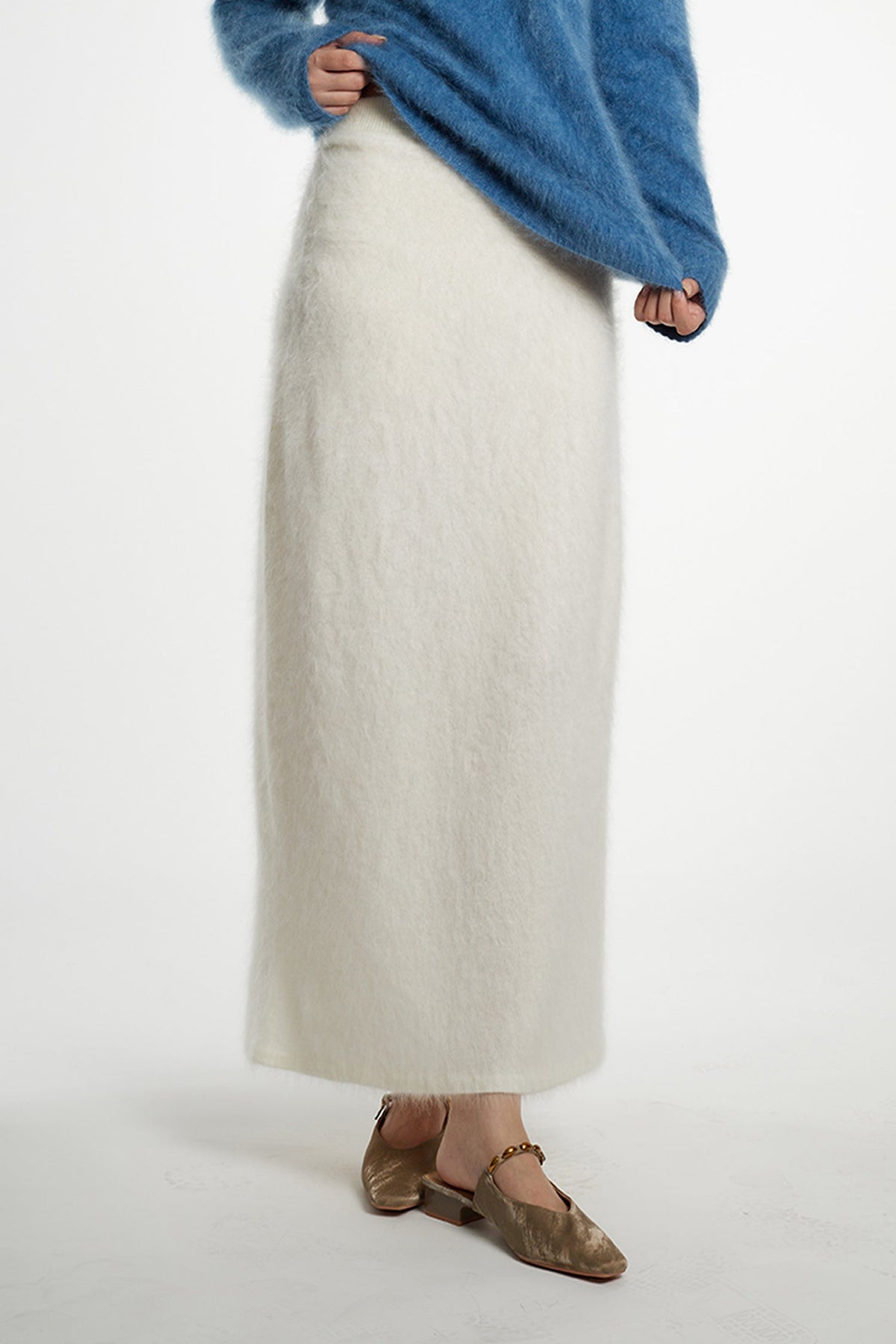 Ultrafine Seamless Brushed Cashmere Midi Sweater Skirt