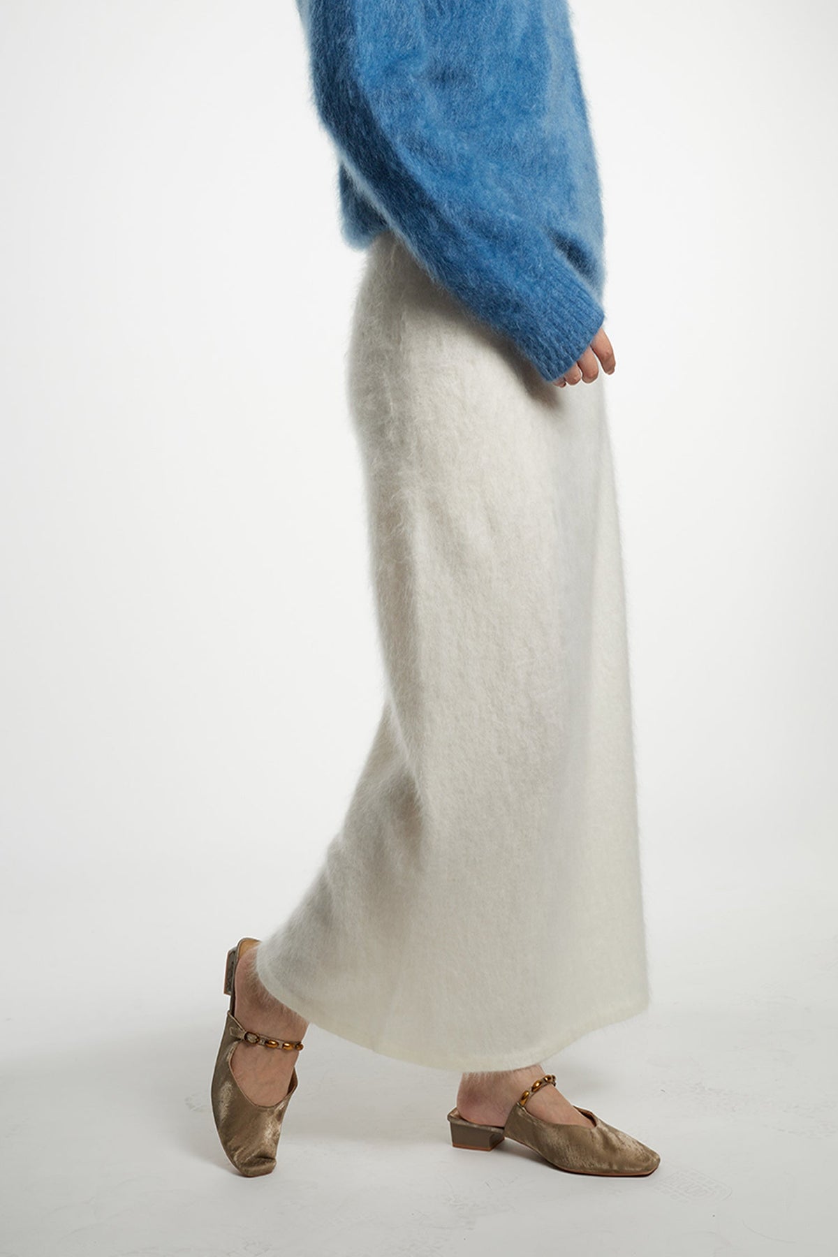 Ultrafine Seamless Brushed Cashmere Midi Sweater Skirt