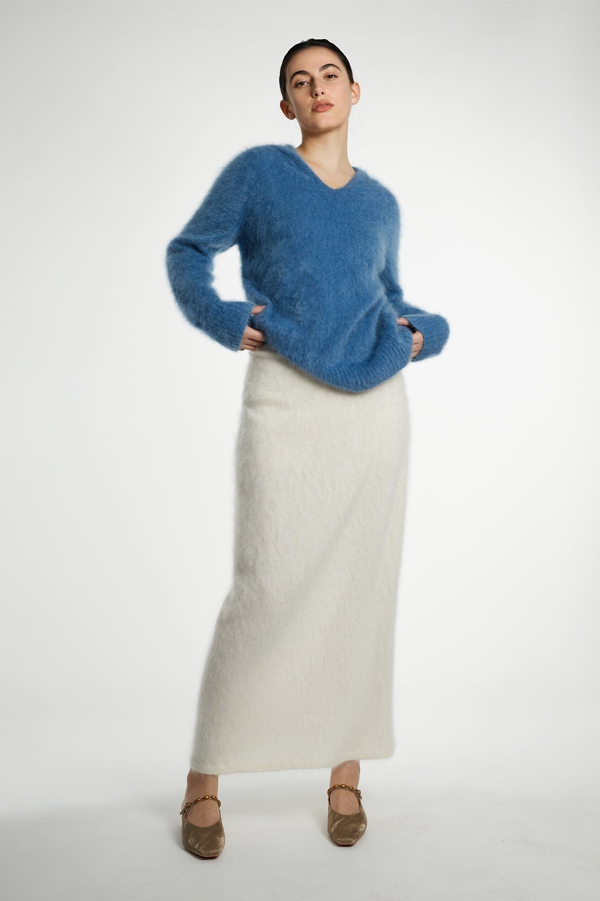 Ultrafine Seamless Brushed Cashmere Midi Sweater Skirt