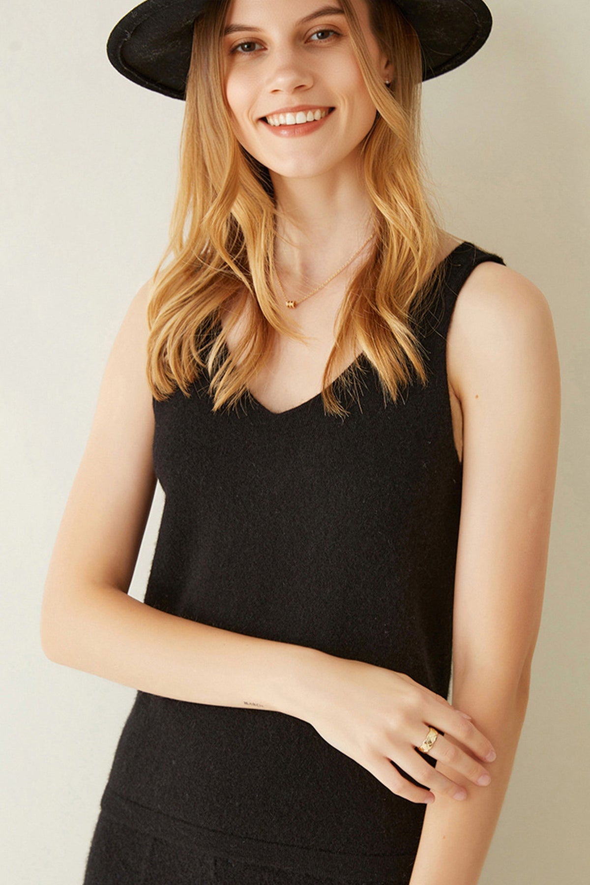 Ultrasoft Cashmere V-Neck Tank Top