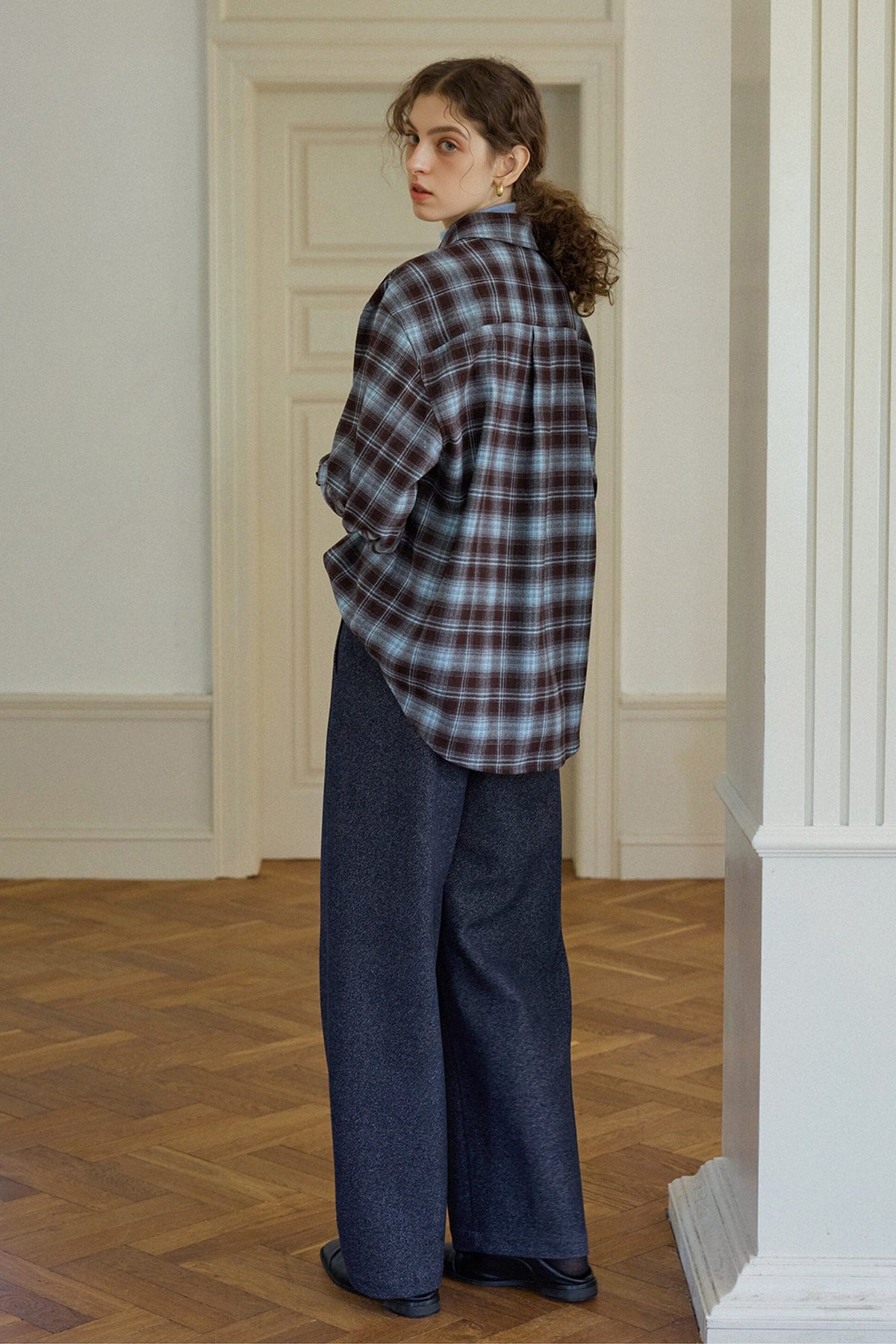 Vintage Plaid Long Sleeve Button-Up Shirt