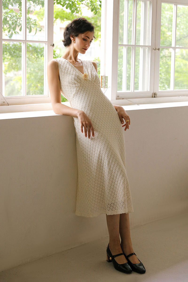 White Embroidered Lace Midi Dress with Detachable Brooch